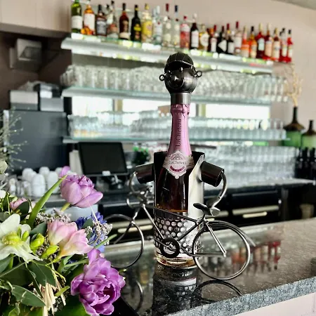 Zweirad Lenne シュヴェリーン